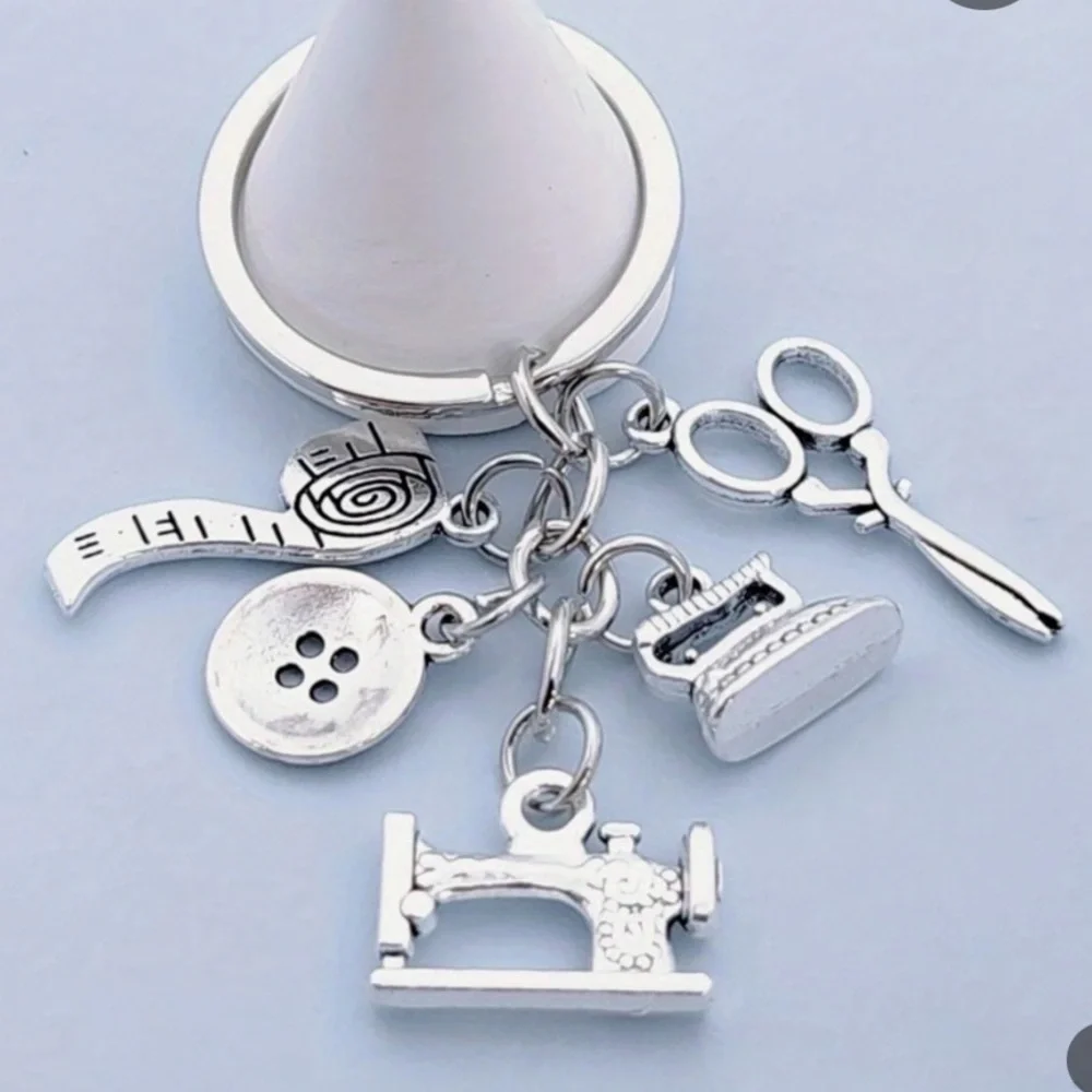SEWING TOOLS Silvertone Keychain Bag Charm